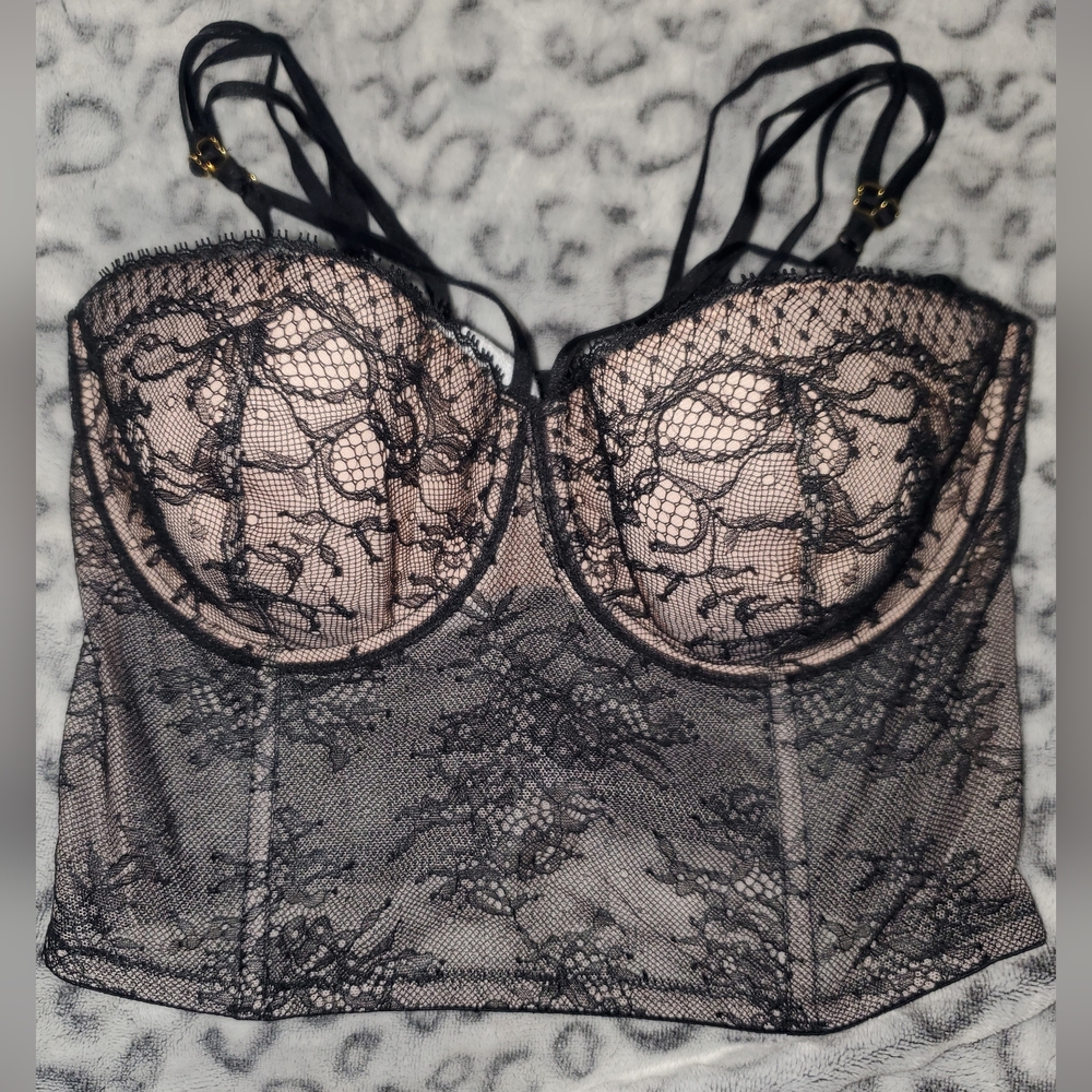 Victoria's Secret Bustier 34D